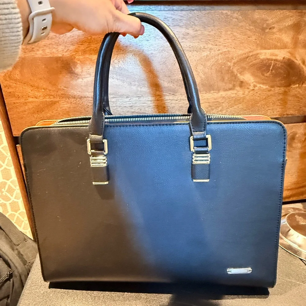 black FSD.WG leather business bag or briefcase missing strap